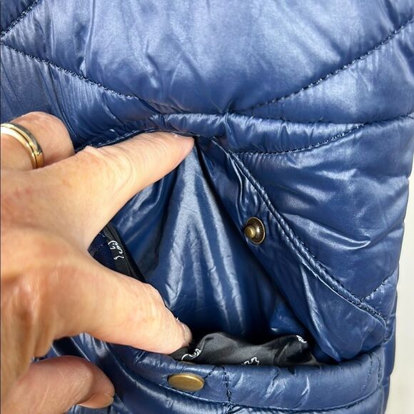 Ivory Ella Blue Quilted Vest - Picture 5 of 7